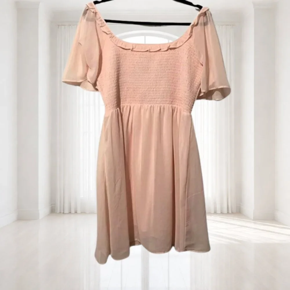 BCBG Paris Rose Quartz Chiffon Smocked Flutter Sleeve Dress | Juniors L - Picture 2 of 9
